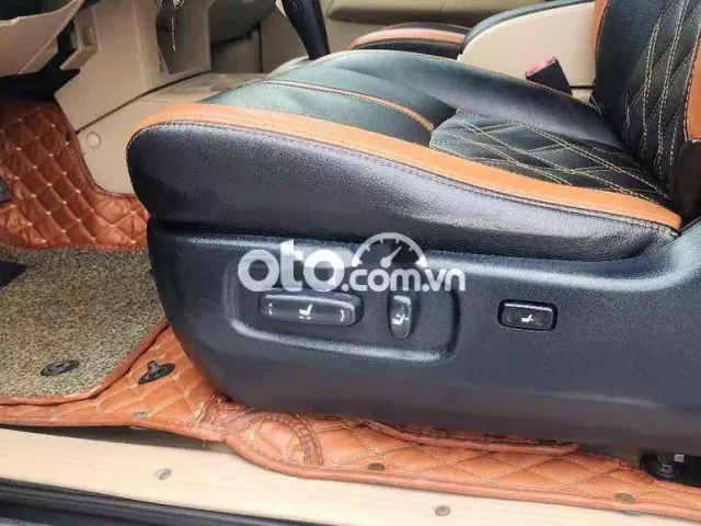 Ford Everest 2010 - máy dầu tự động