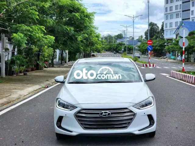 Hyundai Elantra 2018 2.0 AT - 56430 km
