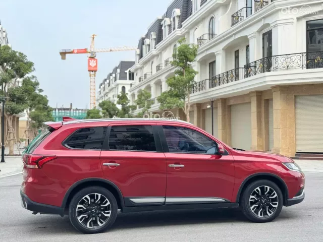 Xe chủ đi giữ gìn, giá tốt thương lượng