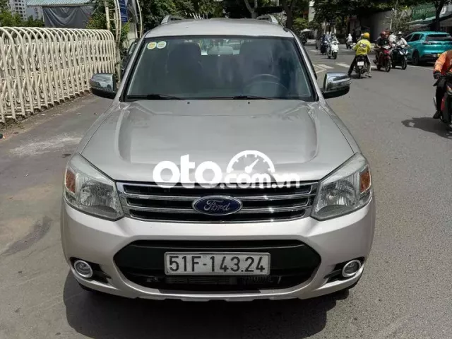 Ford Everest 2.5AT 2015 ngay chủ bán hoặc đổi xe