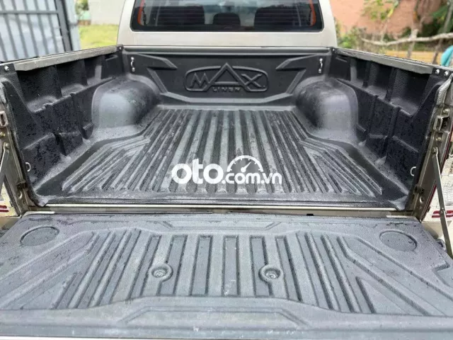 Isuzu Dmax 2015 - 13600 km