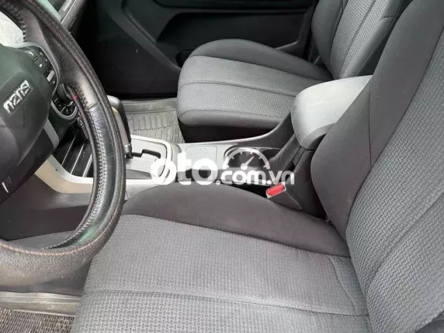 Isuzu Dmax 2015 - 13600 km