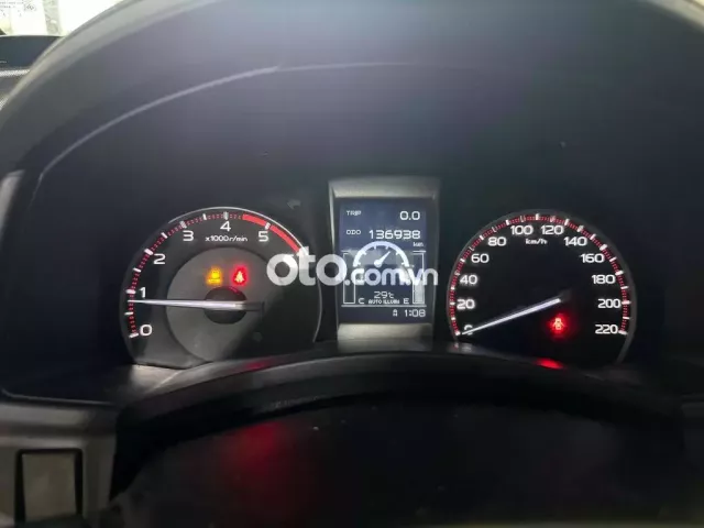 Isuzu Dmax 2015 - 13600 km