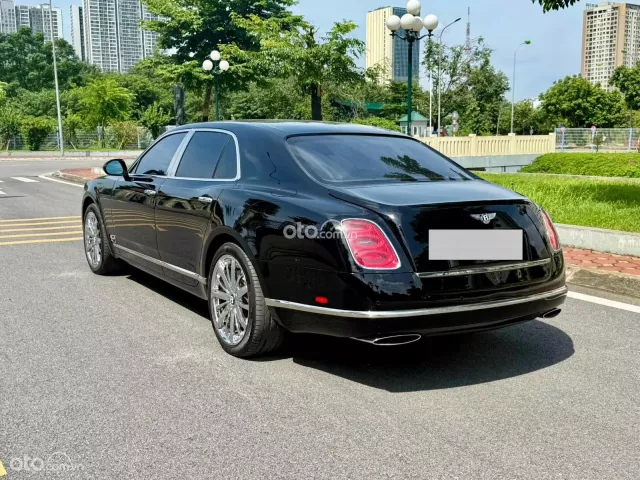 Bentley Mulsanne 6.8 V8 sản xuất 2014, chạy hơn 5 vạn km như mới!