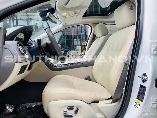 Jaguar XJ series 2010 8