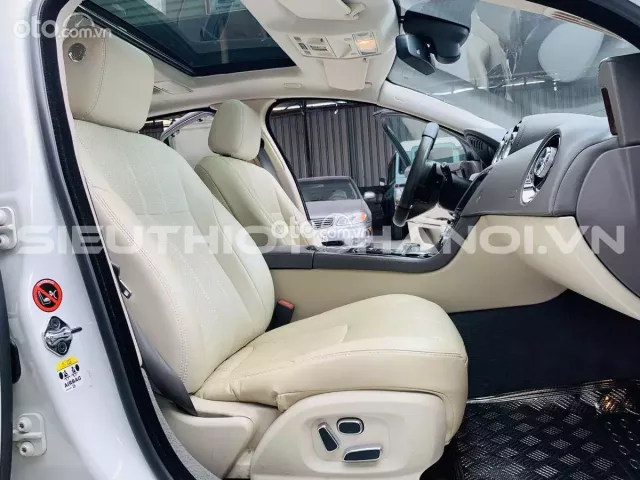 Jaguar XJ series 2010 9
