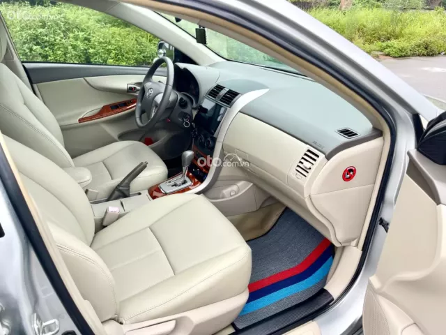 Bán xe Toyota Corolla Altis 1.8G sản xuất năm 2010 tên tư nhân, biển gốc Hà Nội