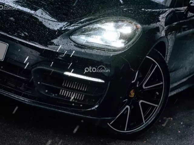 Option 1 tỷ 5 - Đen nội thất đỏ