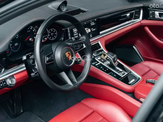 Option 1 tỷ 5 - Đen nội thất đỏ