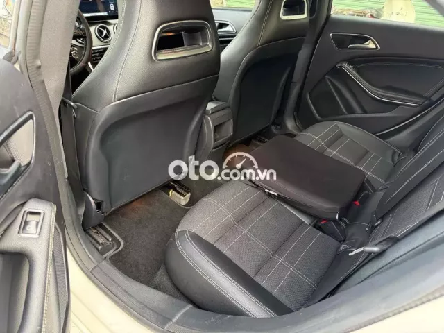 Mercedes Benz CLA Class 2014 CLA 200 - 100000 km