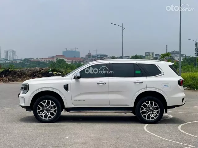 Salon xin được chào bán chiếc xe