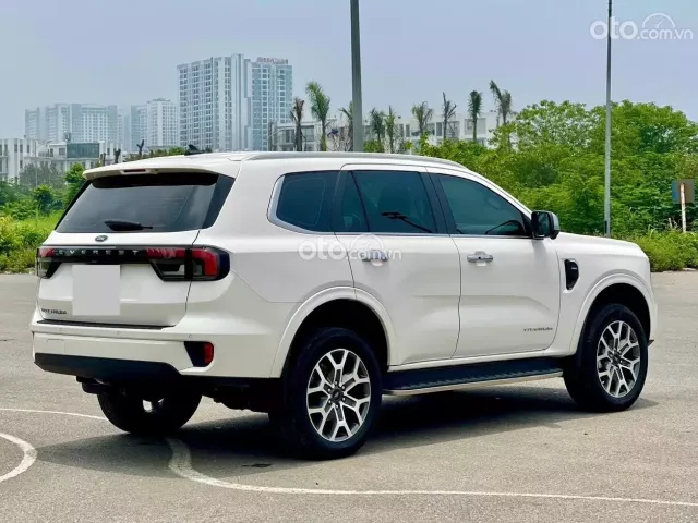 Salon xin được chào bán chiếc xe