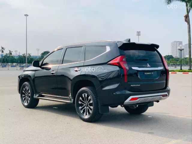 Xe đẹp siêu lướt, chất khỏi bàn