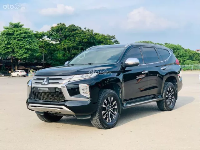 Xe đẹp siêu lướt, chất khỏi bàn