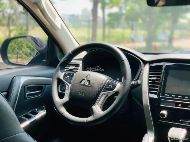 Mitsubishi Pajero 2021