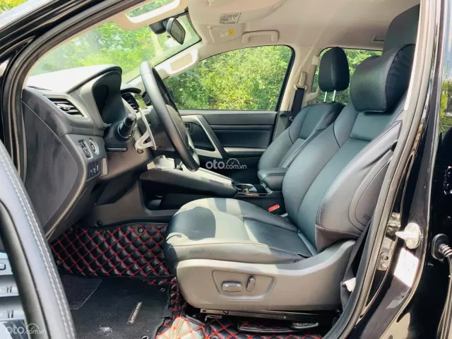 Mitsubishi Pajero 2021