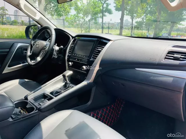 Mitsubishi Pajero 2021