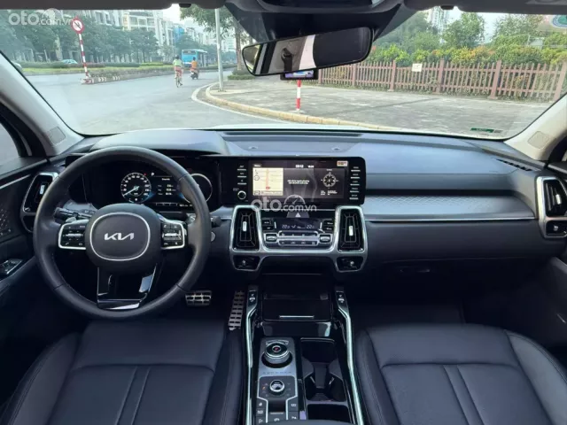 Xe 1 chủ từ đầu, lăn bánh ít, còn như mới