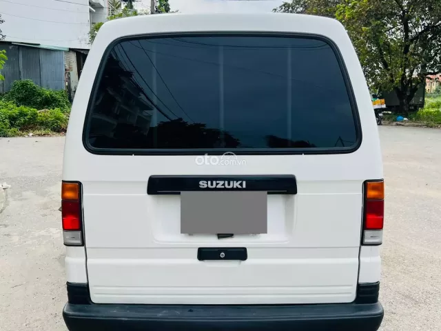 Có điều hoà mát lạnh, vách ngăn lót sàn đầy đủ