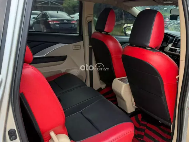 Xe đẹp, gia đình đi giữ gìn