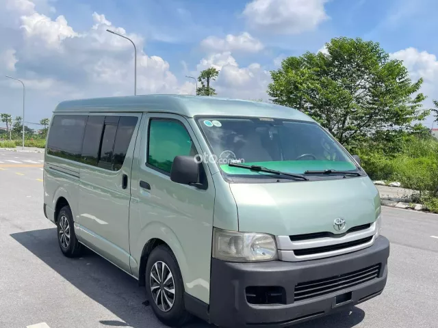 Bán Hiace tải van 3 chỗ đời 2010, tải 900kg