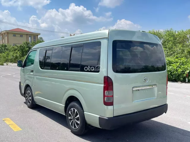 Bán Hiace tải van 3 chỗ đời 2010, tải 900kg