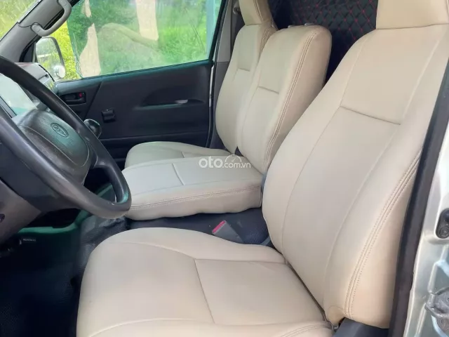 Bán Hiace tải van 3 chỗ đời 2010, tải 900kg