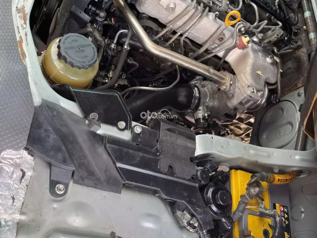 Bán Hiace tải van 3 chỗ đời 2010, tải 900kg