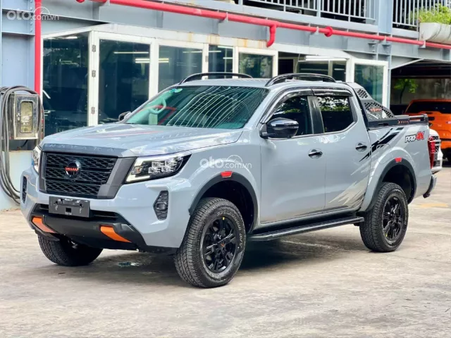 Bán tải 2 cầu đẳng cấp 2022