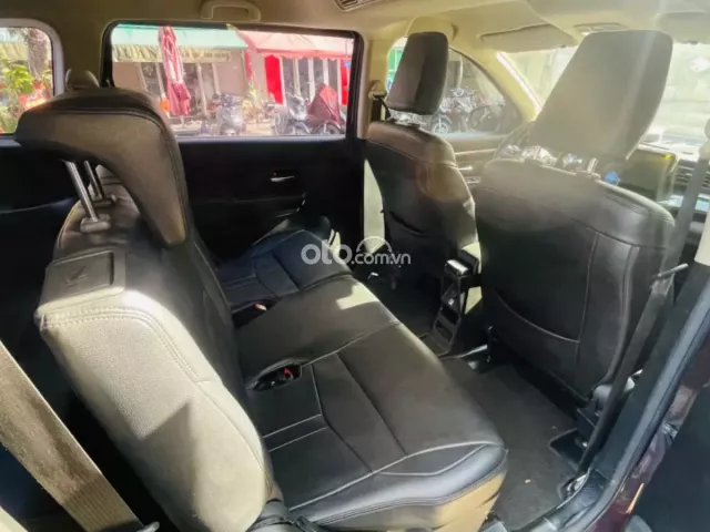 Xe dịch vụ biển số SG cho anh em chạy dịch vụ ngay