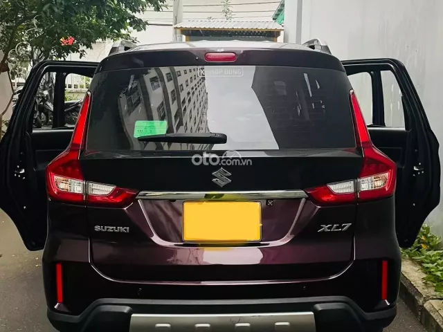 Xe dịch vụ biển số SG cho anh em chạy dịch vụ ngay