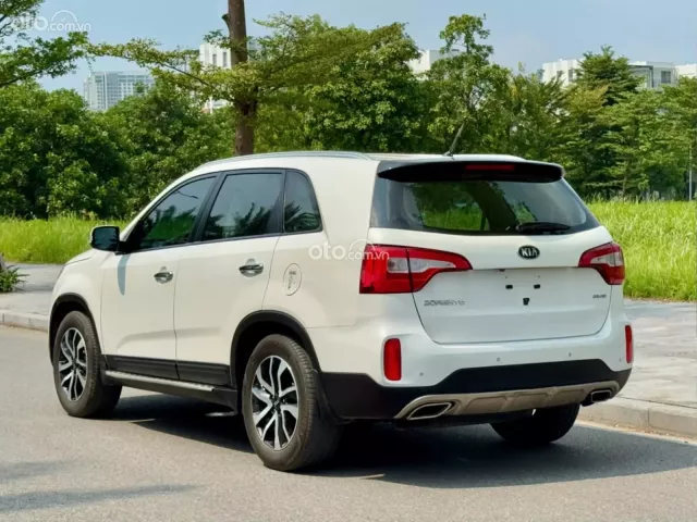 Sorento 2.4 GAT máy xăng sản xuất 2020, đăng ký 2021 siêu đẹp