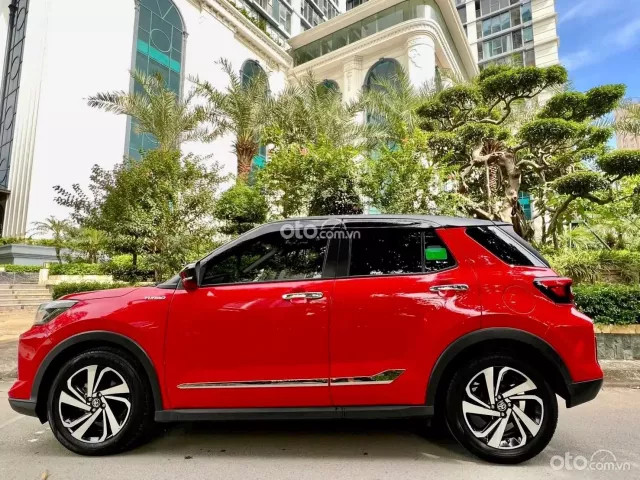 Bán xe Toyota Raize 2022, tên tư nhân, 1 chủ từ mới, chạy 4.4 vạn km zin, lốp theo xe còn đẹp