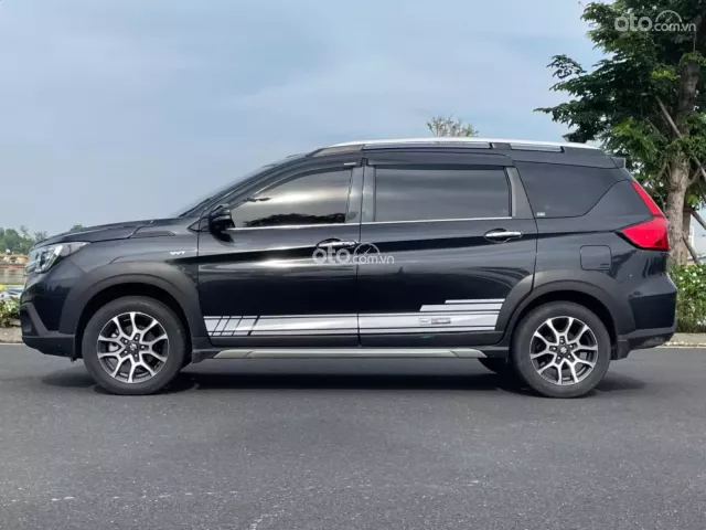 Xe gia đình cần bán Suzuki XL7 2022