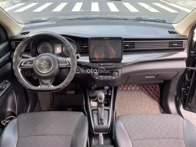 Xe gia đình cần bán Suzuki XL7 2022