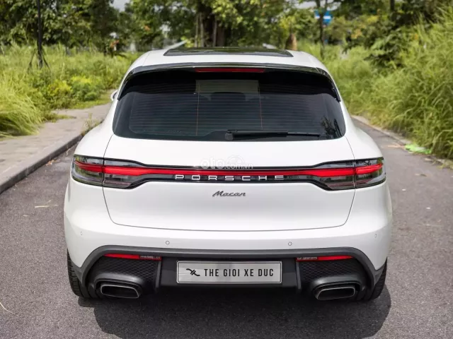 Xe lướt 10.000 km option nhiều