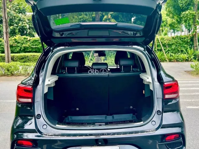 Mẫu gầm cao giá cực tốt