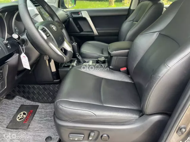 Cam kết không đâm đụng, không ngập nước