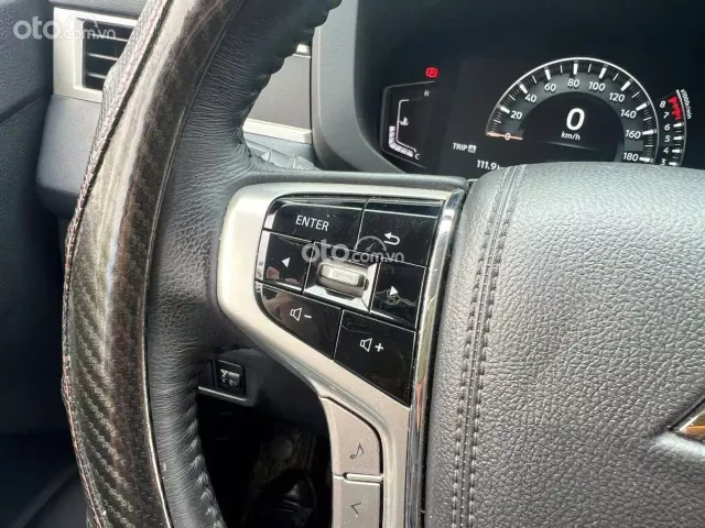 Đi 4 vạn 2 km xe nhập khẩu