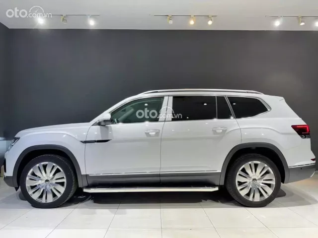 Màu trắng nội thất be giao sớm toàn quốc, phiên bản giới hạn dành cho chủ tịch