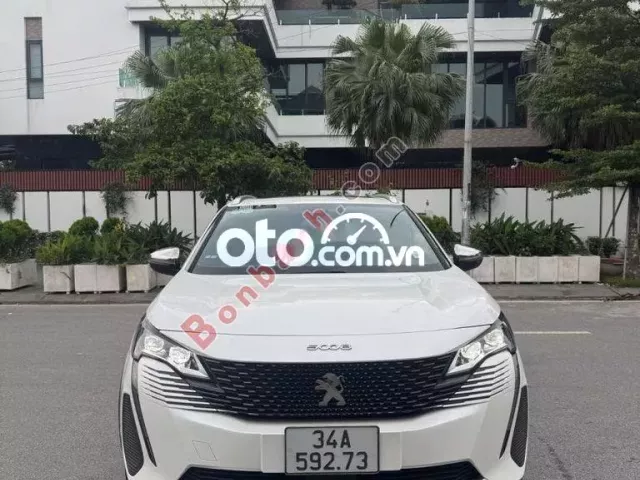 Peugeot 5008 GT 1.6 AT 2022