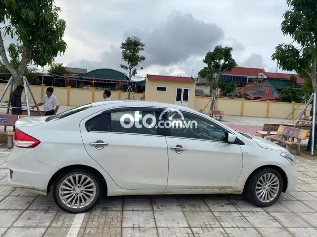 Suzuki Ciaz 2019 1.4 AT - 140000 km
