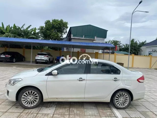 Suzuki Ciaz 2019 1.4 AT - 140000 km