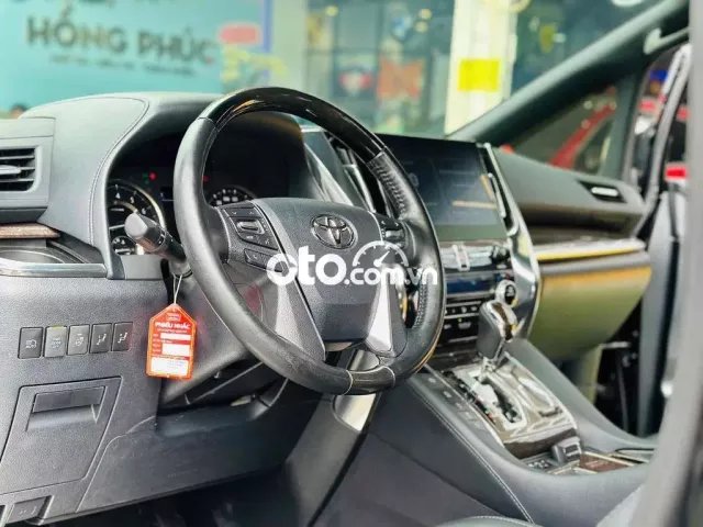 Toyota Alphard executive lounge Model 2022 odo 21k