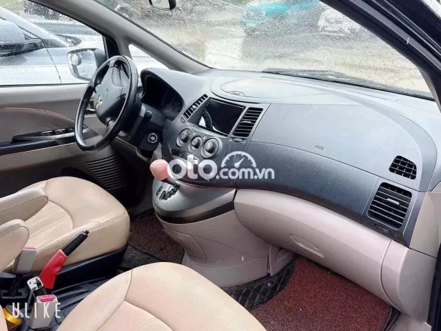 Mitsubishi Grandis 2005 2.4 AT - 300000 km