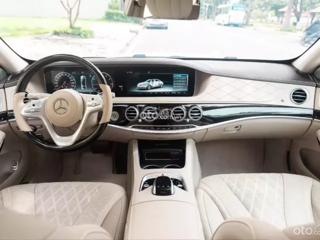 Trắng Kem, đẹp không lỗi