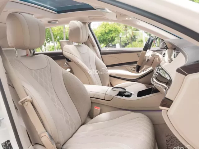 Trắng Kem, đẹp không lỗi