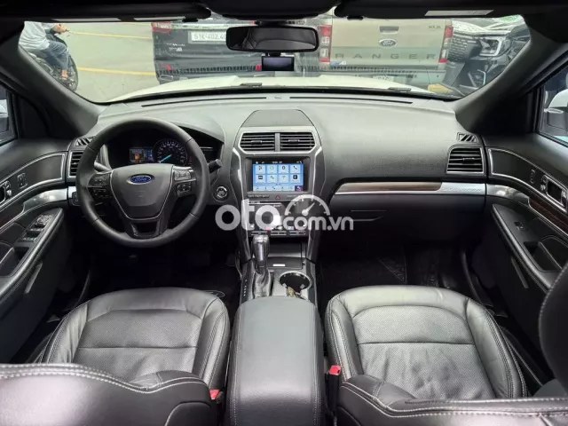 FORD EXPLORER CÁ NHÂN 2018 - 95000KM