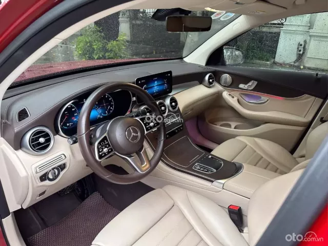 Màu đỏ kem rất đẹp, bank 65%