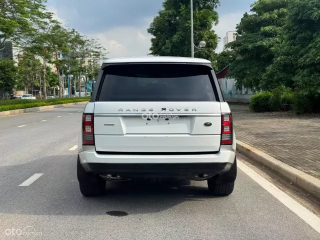 Range Rover Vogue màu trắng 2015 – Biểu tượng quyền lực, dành cho giới thượng lưu